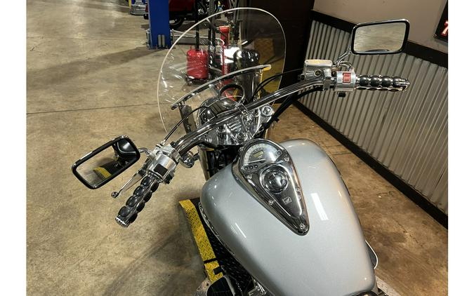 2005 VTX1300S - Honda