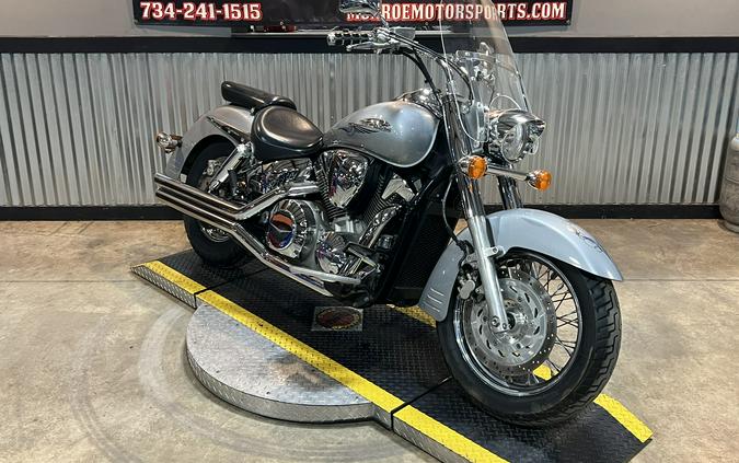 2005 VTX1300S - Honda