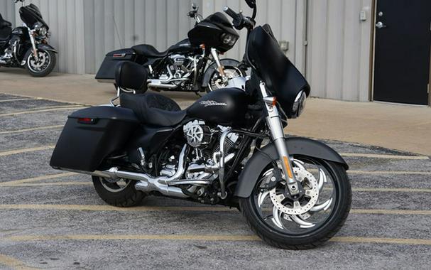 2014 Harley-Davidson FLHX - Street Glide