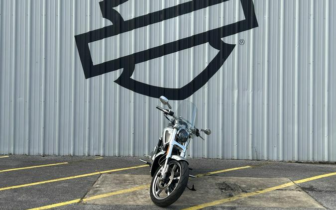 2013 Harley-Davidson® V-Rod Muscle® White Hot Denim
