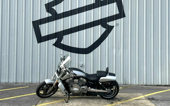 2013 Harley-Davidson® V-Rod Muscle® White Hot Denim