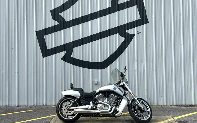 2013 Harley-Davidson® V-Rod Muscle® White Hot Denim