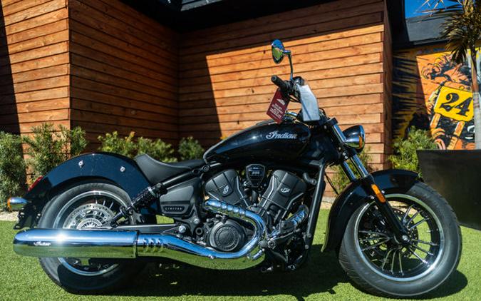 2025 Indian SCOUT CLASSIC SIXTY