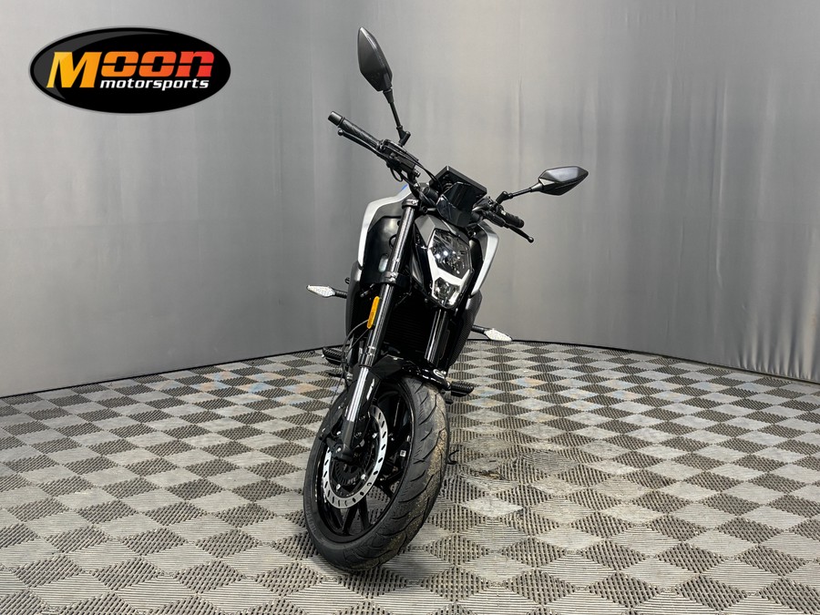 2026 CFMOTO 300NK