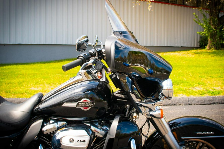 2023 Harley-Davidson Tri Glide Ultra FLHTCUTG