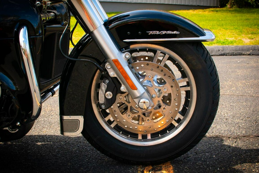 2023 Harley-Davidson Tri Glide Ultra FLHTCUTG