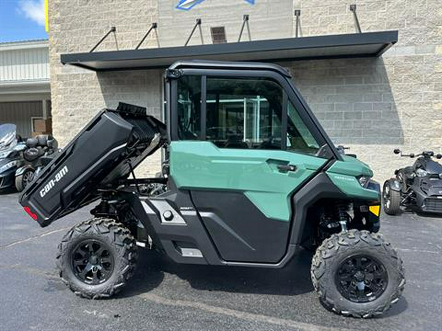 2026 Can-Am Defender DPS CAB