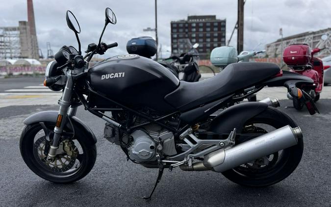 2002 Ducati MONSTER 620