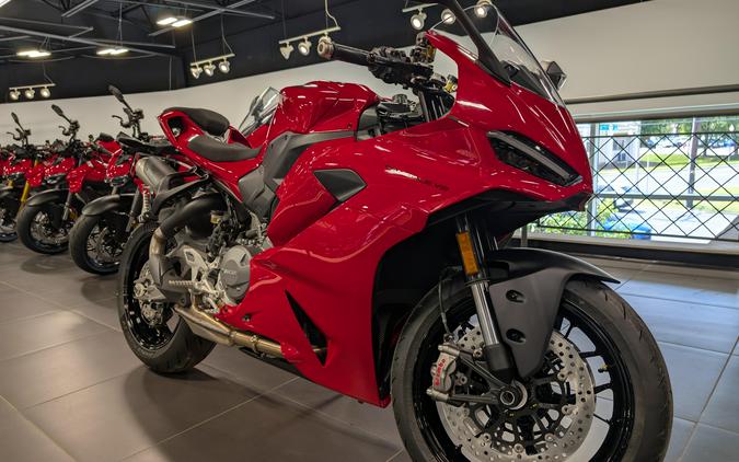 2026 Ducati PANIGALE V2
