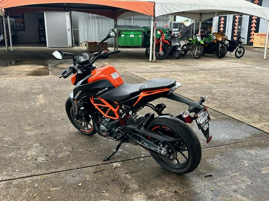 2023 KTM 390 Duke
