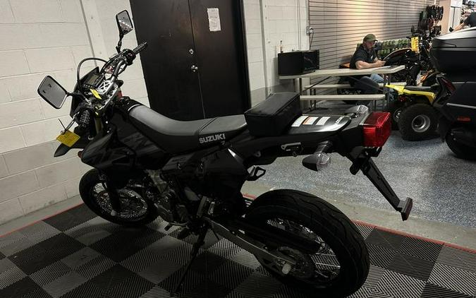 2024 Suzuki DR-Z400SM