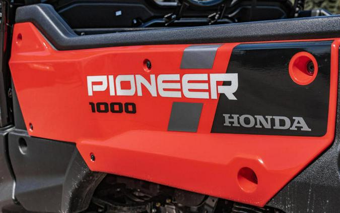 2023 Honda® Pioneer 1000-6 Deluxe Crew