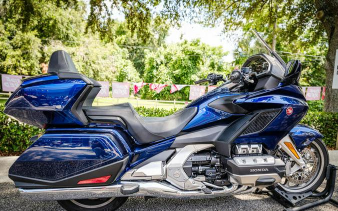 2018 Honda® Gold Wing Tour Automatic DCT Pearl Hawkseye Blue