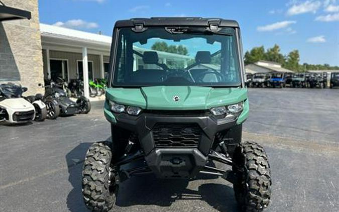 2026 Can-Am Defender DPS CAB