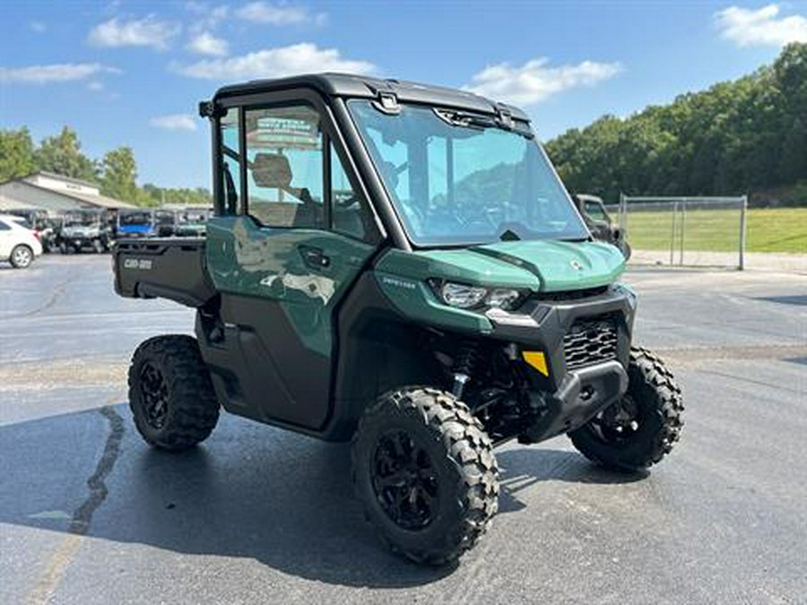 2026 Can-Am Defender DPS CAB