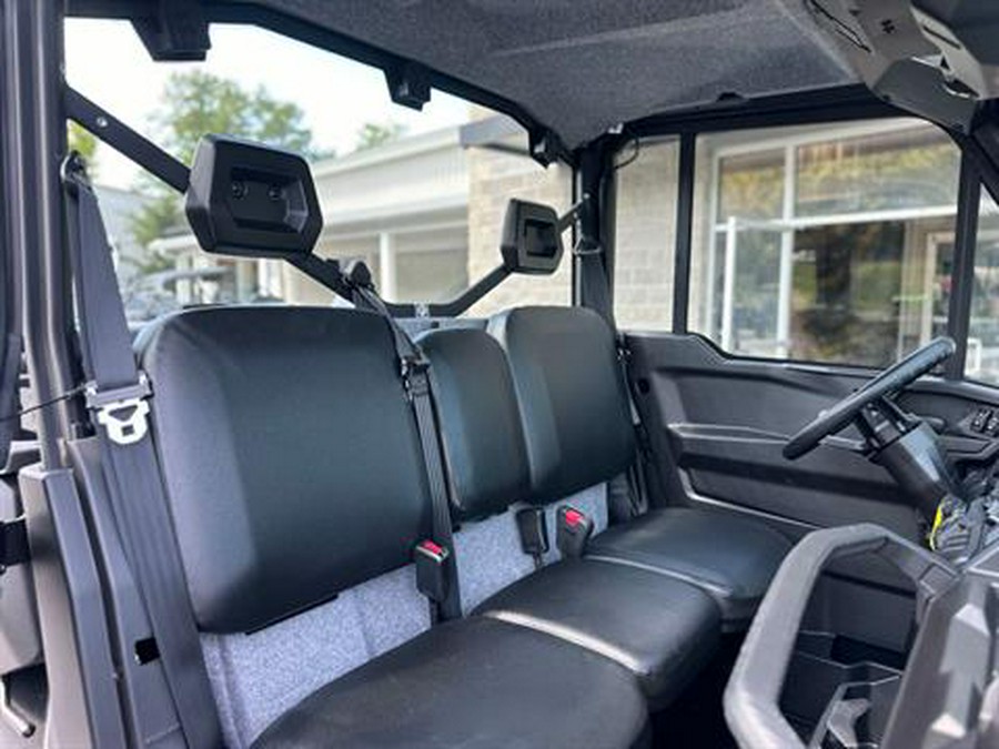 2026 Can-Am Defender DPS CAB