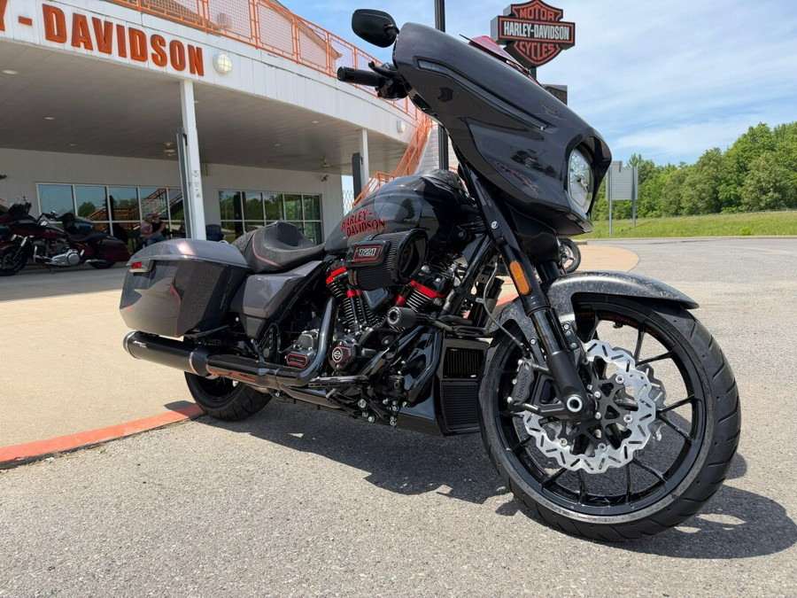 2026 Harley-Davidson® CVO Street Glide ST Inferno Gray