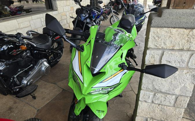 2025 KAWASAKI NINJA ZX-4RR ABS