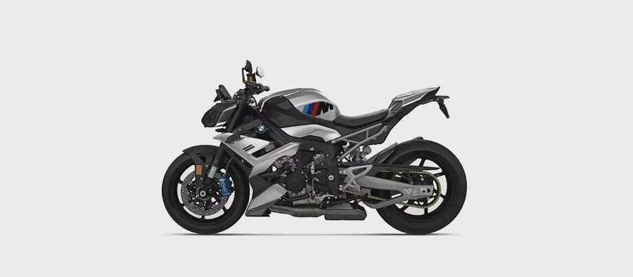 New 2026 BMW M1000 R