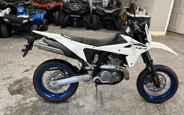 2025 Suzuki DR-Z4SM