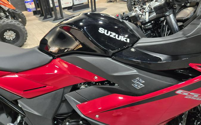 2025 SUZUKI GSX 250R ABS