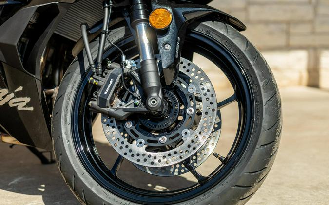 2026 KAWASAKI NINJA ZX-4R ABS