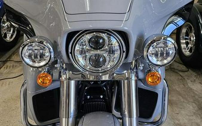 2024 Harley-Davidson® FLHTCUTG - Tri Glide® Ultra