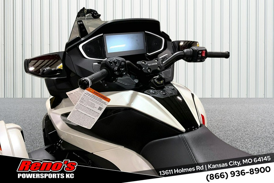 2026 Can-Am SPYDER RT LTD 1330 SE6 WH 26