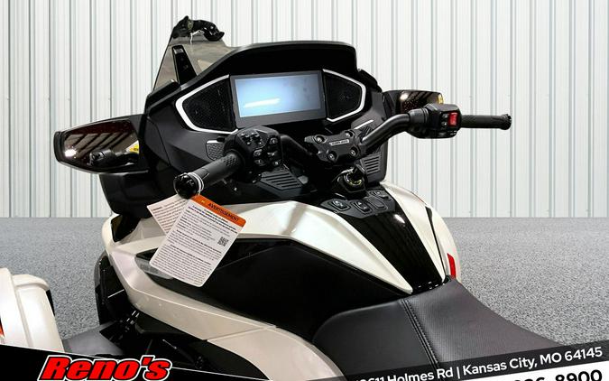 2026 Can-Am SPYDER RT LTD 1330 SE6 WH 26