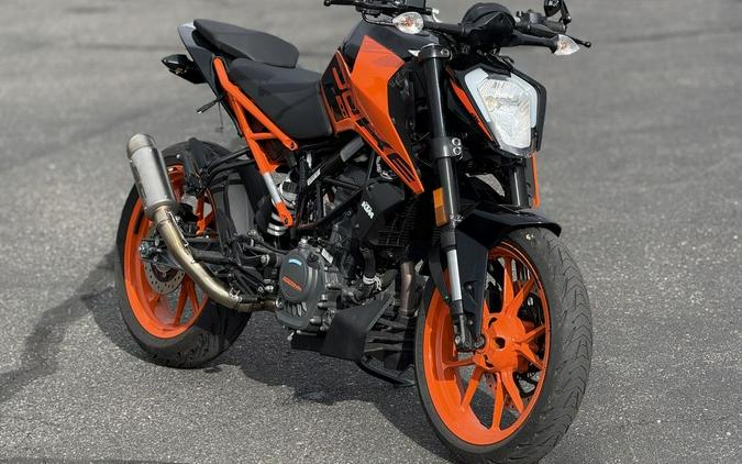 2022 KTM 200 Duke