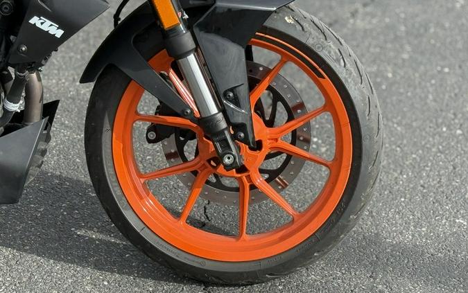 2022 KTM 200 Duke