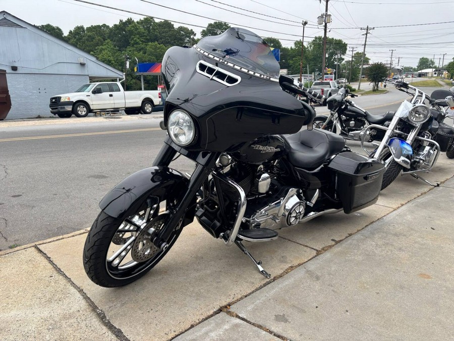 2014 Harley-Davidson Street Glide Special FLHXS