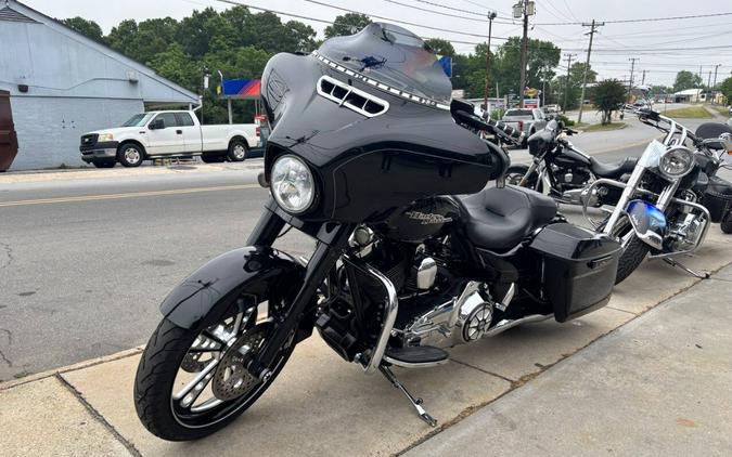 2014 Harley-Davidson Street Glide Special FLHXS