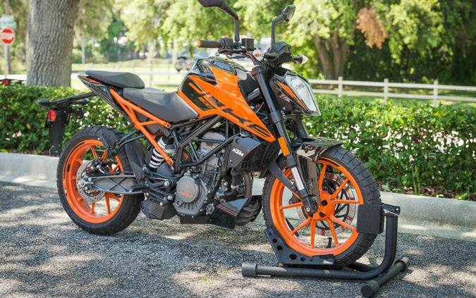 2020 KTM 200 Duke