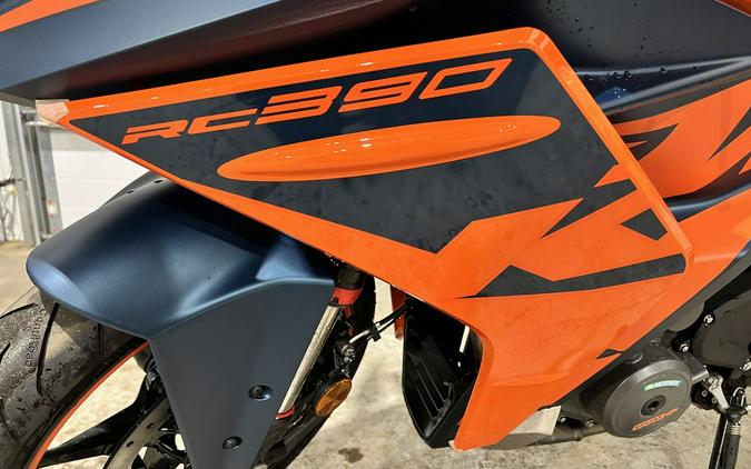 2023 KTM RC 390