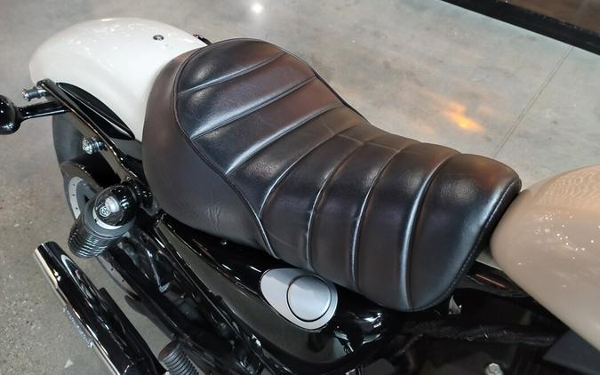 XL 883N 2022 Iron 883™