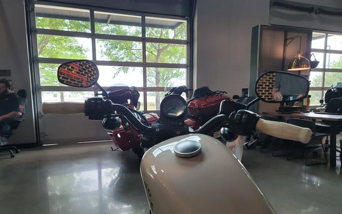 XL 883N 2022 Iron 883™