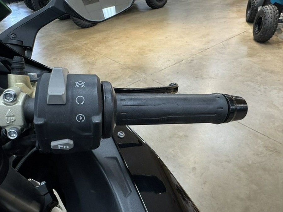 2022 Kawasaki Ninja H2 SX SE+