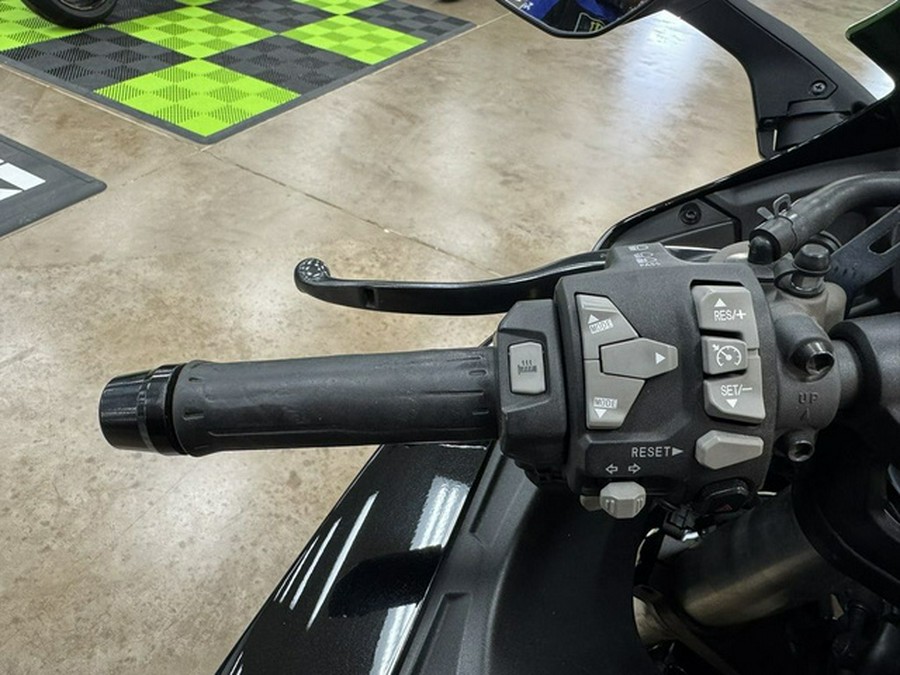 2022 Kawasaki Ninja H2 SX SE+