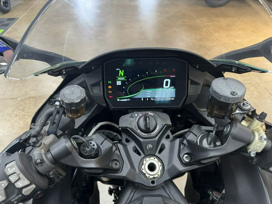 2022 Kawasaki Ninja H2 SX SE+