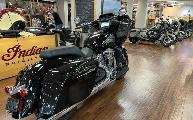 2023 Indian Motorcycle® Challenger® Black Metallic