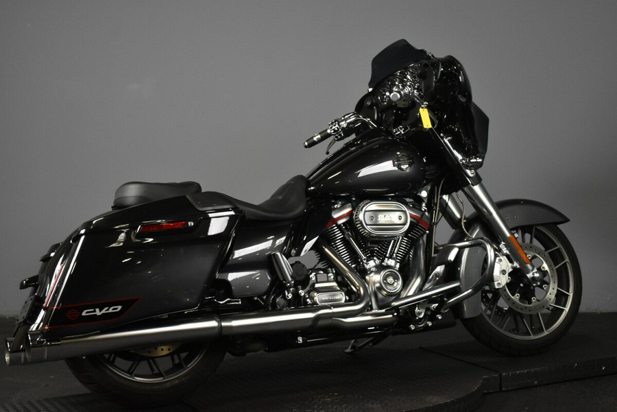 2020 Harley-Davidson CVO Street Glide FLHXSE