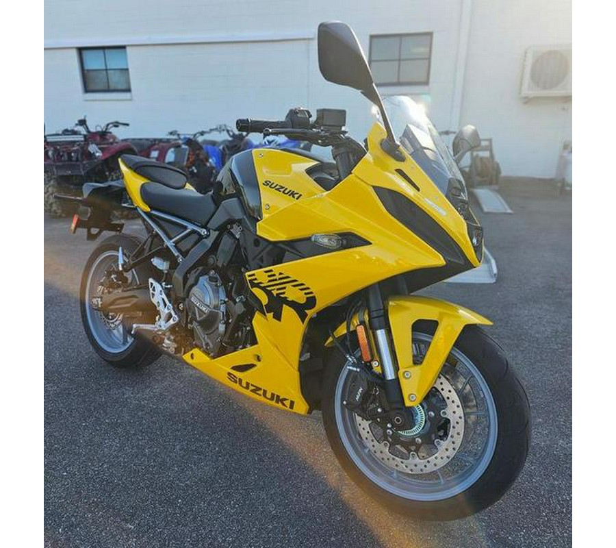 2024 Suzuki GSX-8R