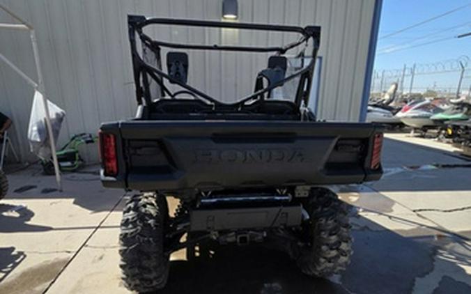 2025 Honda Pioneer 1000 Deluxe