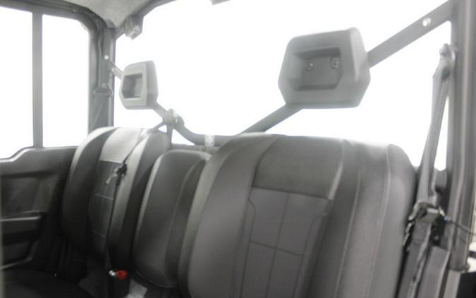 2026 Can-Am® Defender MAX XT CAB HD11 With 10.25 in.display