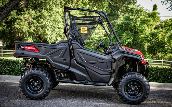 2025 Honda® Pioneer 1000