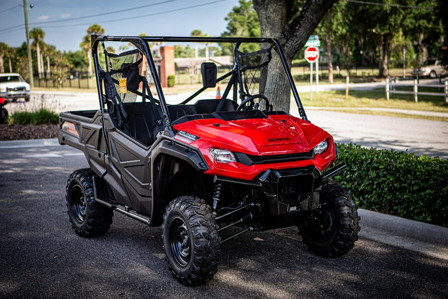 2025 Honda® Pioneer 1000