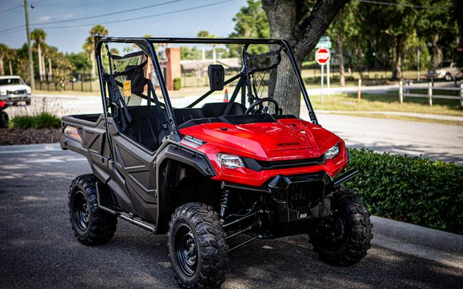 2025 Honda® Pioneer 1000