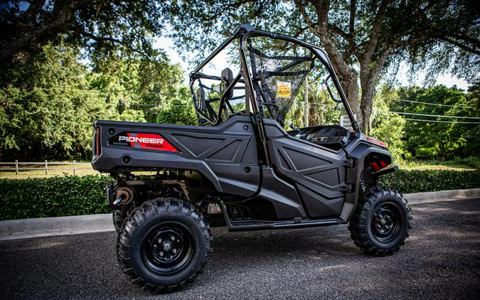 2025 Honda® Pioneer 1000