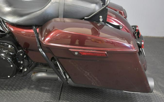 2018 Harley-Davidson Street Glide Special Twisted Cherry